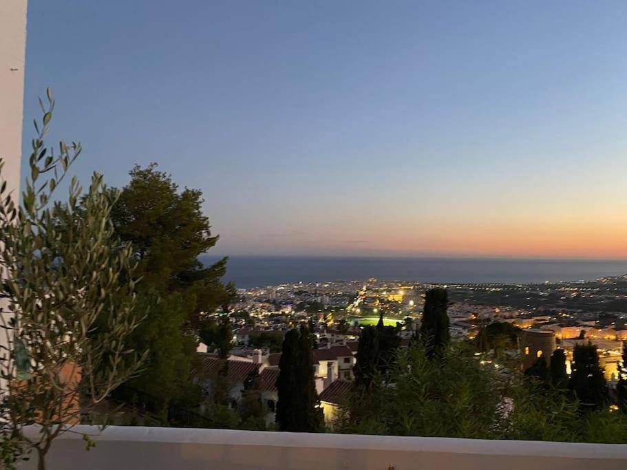 Precioso Apartamento Mandarinos Con Vistas Al Mar Nerja Buitenkant foto